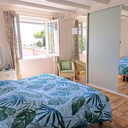 Mini Villa Jardin 50 M Plage Борґо Екстер'єр фото