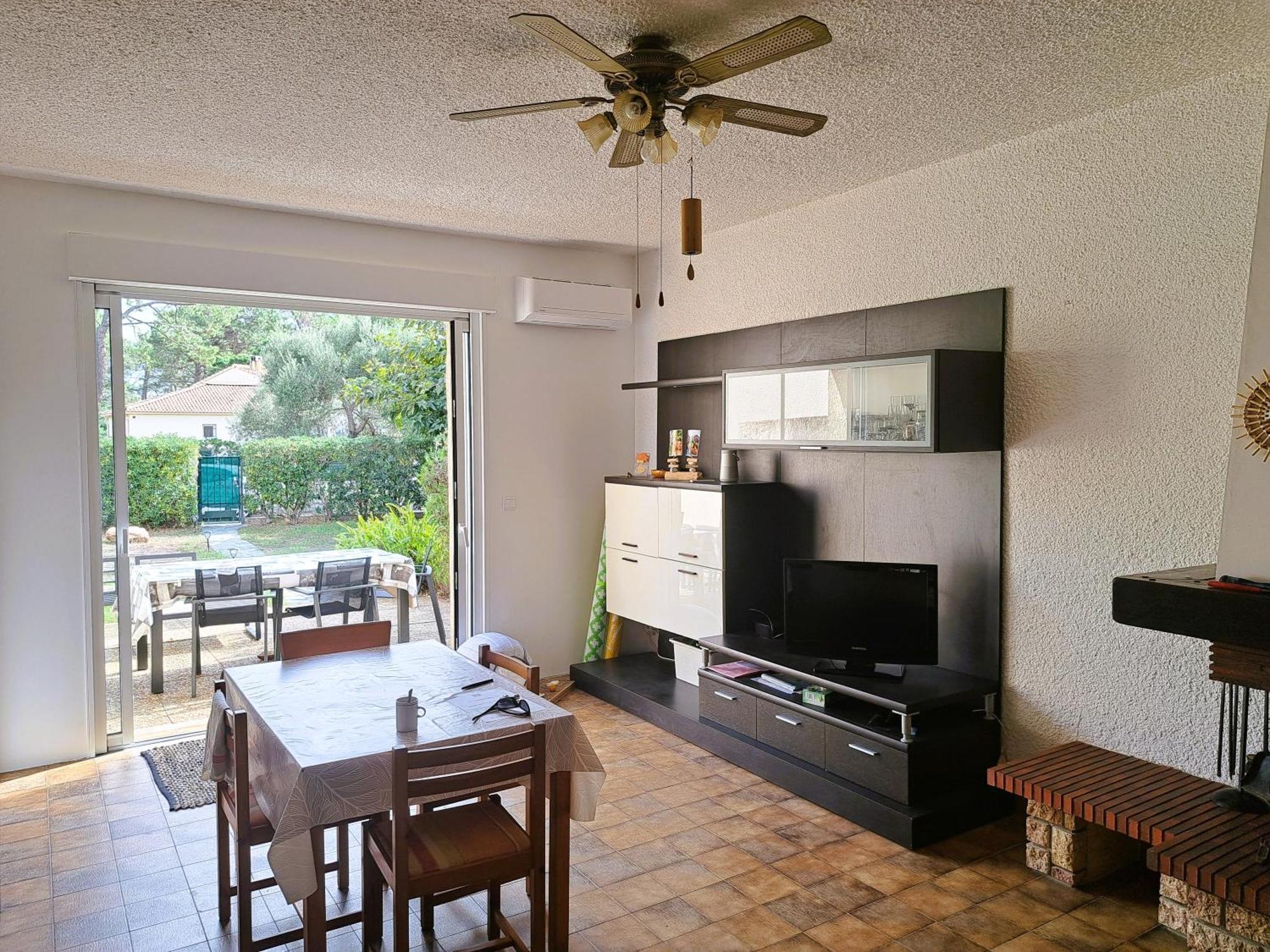 Mini Villa Jardin 50 M Plage Борґо Екстер'єр фото
